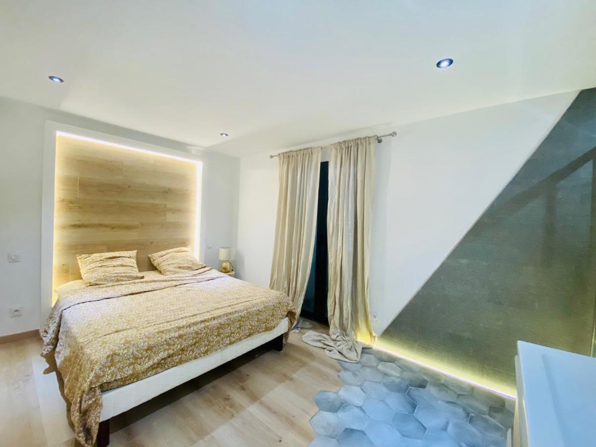 Duplex 120M2 Terrasse Vue Sur Nimes Apartment Екстериор снимка